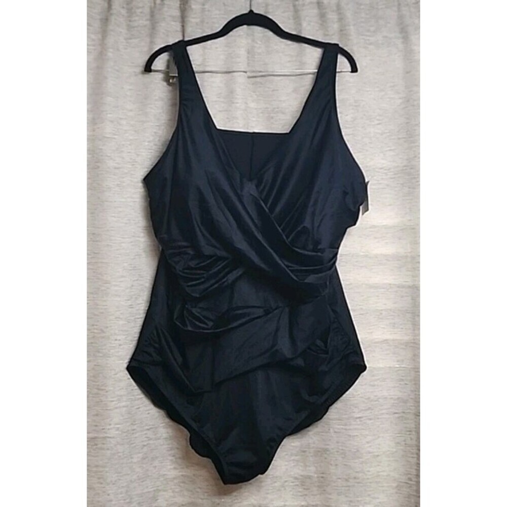 Catherines Women's Swimsuit Plus Size 28W One Piece Black Bathing Suit